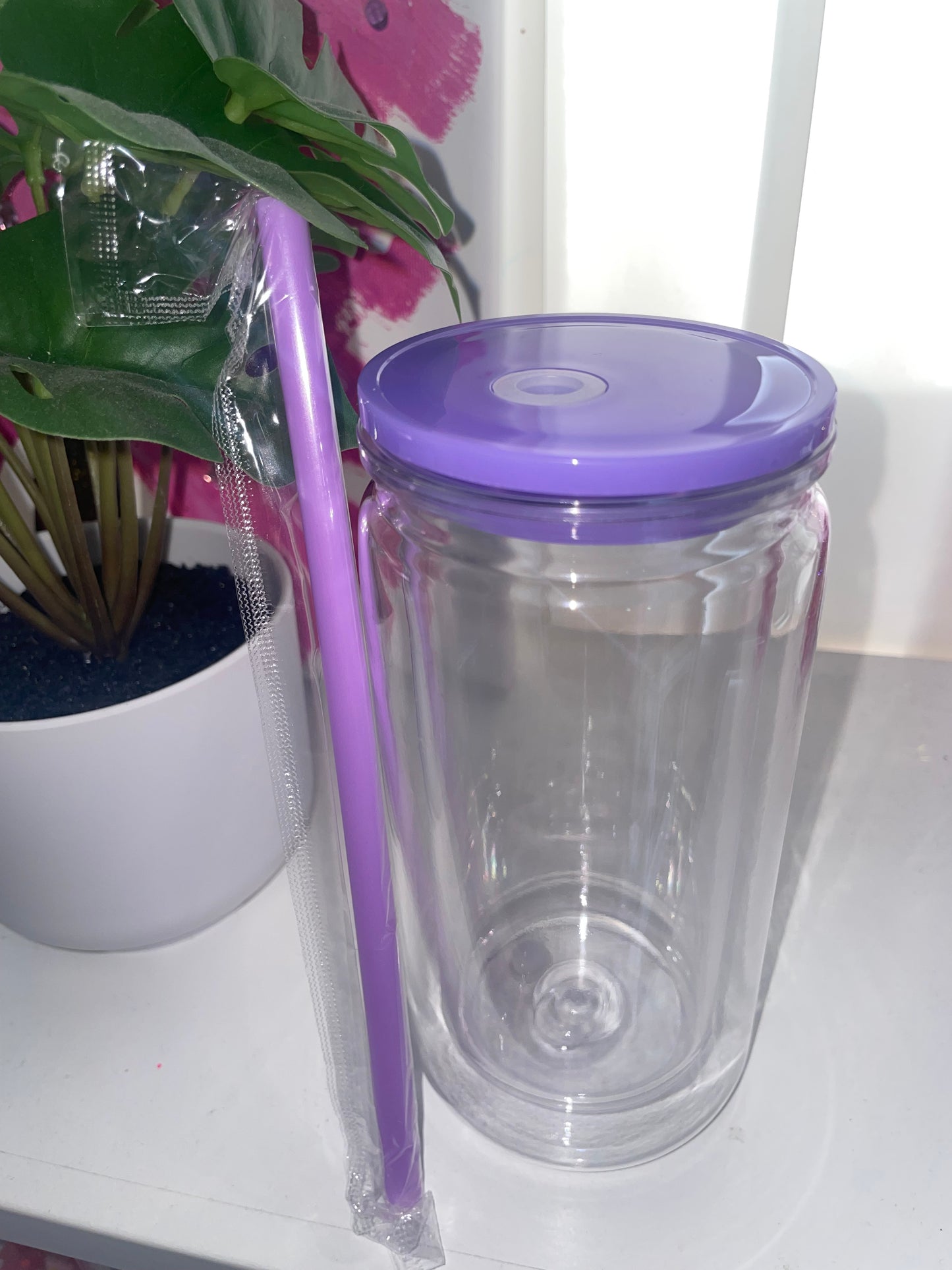 16oz with colored lid/straw